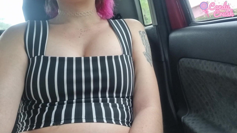 Candy Kush: สาวร่านวัยรุ่นท้องอวดในอูเบอร์