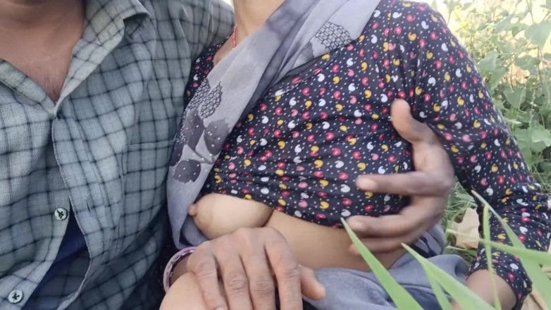 seema: Hindi Mai Sister-in-law Went to the Farm to Take Fodder...