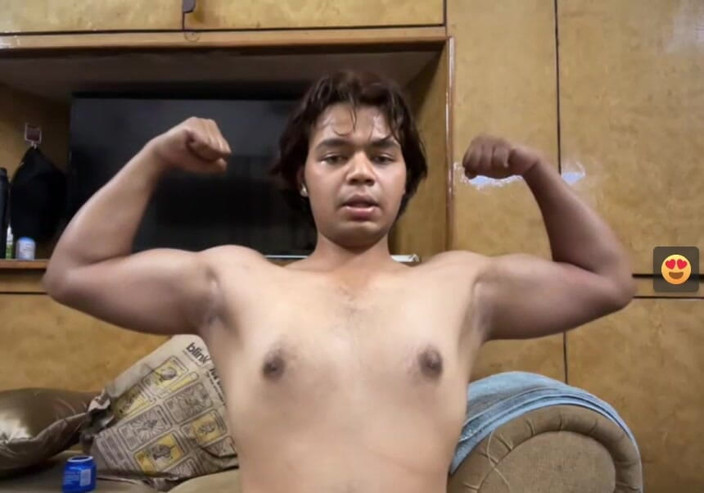 Luxe Ryn: Horny Indian Twink’s First Live Cam Show