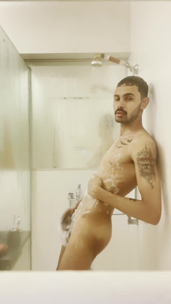 Leandro e Asafe: Douchen en aftrekken totdat ik melk