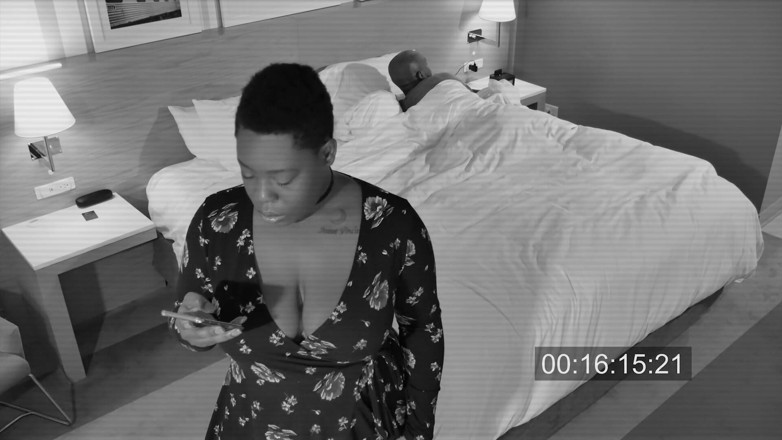 Dark Wet Dreemz: 在我们的酒店发现了一个摄像头
