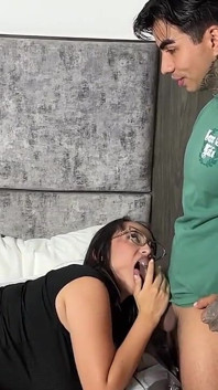 I Went Back for My Phone… and Found the Cleaning Lady Masturbating on My Bed