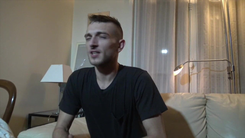 ROMANTIK FRENCH FUCKER XXL: Romantikf šuká bez sedla od Max Duro