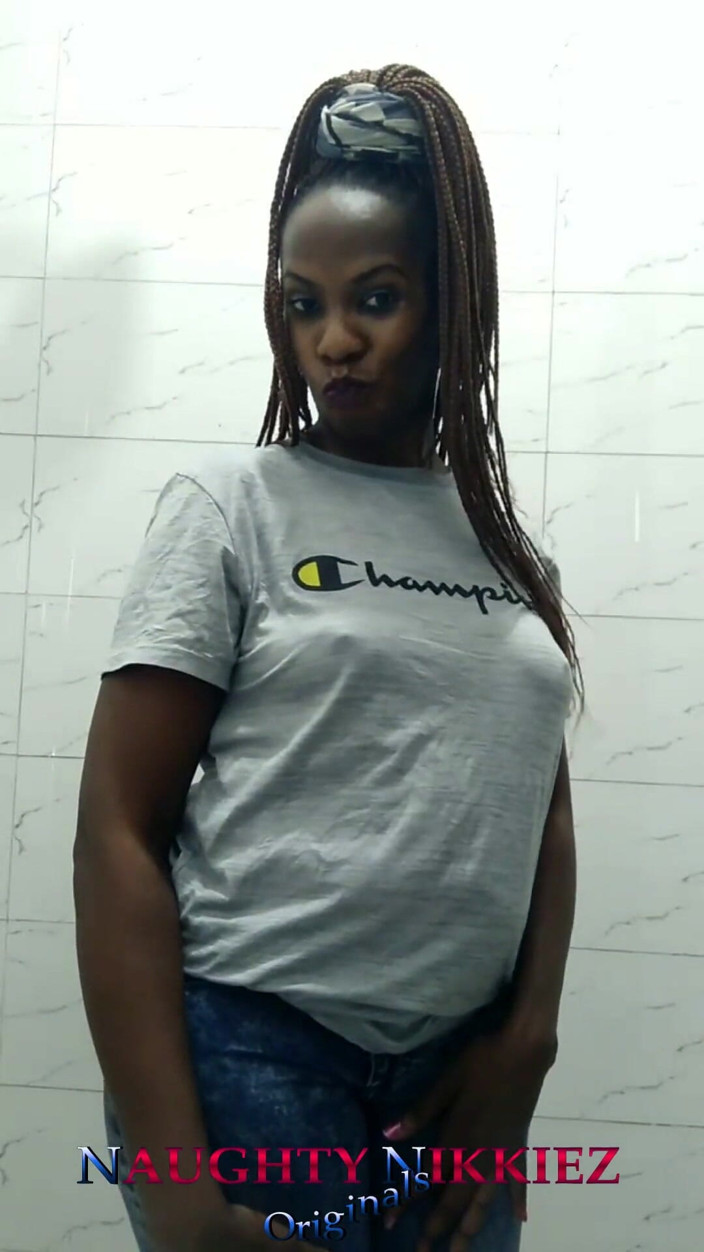 African Beauties: Развращенная задница с милфой Nikkie