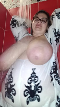 Join Me Ina Shower