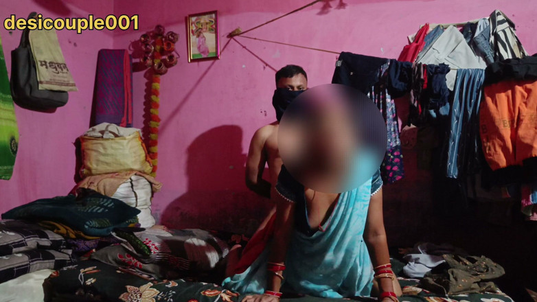Desi couple001: Desi Village Newly Married Bhabhi Fuck Dewar