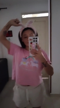 Mirror Is My Best Friend