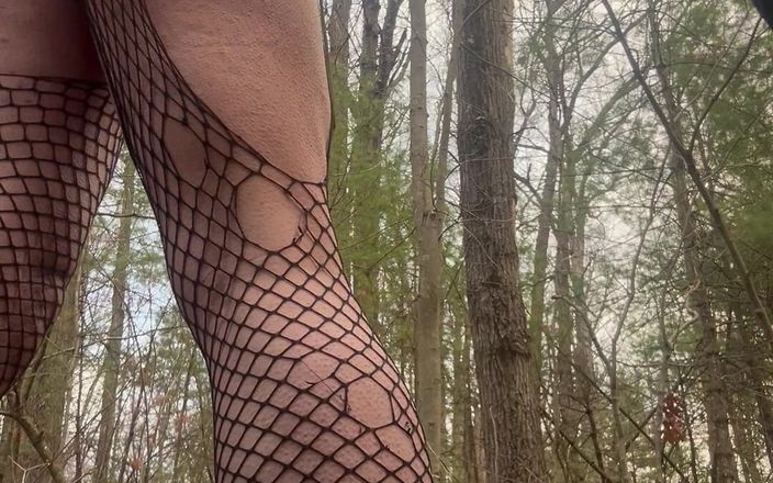 LaCie Kissess: 파티 Sissy Lacie 웹캠 라이브 쇼