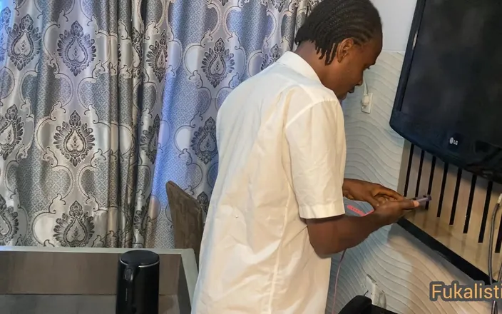 Fukalistik: Ebony Horny New Housewife Seduces Husband’s Bestie Visitor and Sneaky...