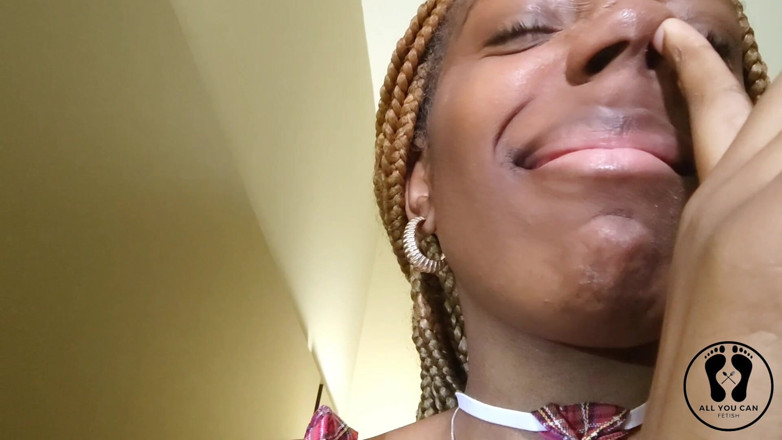 All You Can Fetish: Neus plukken snots nostrils frontale camera pov