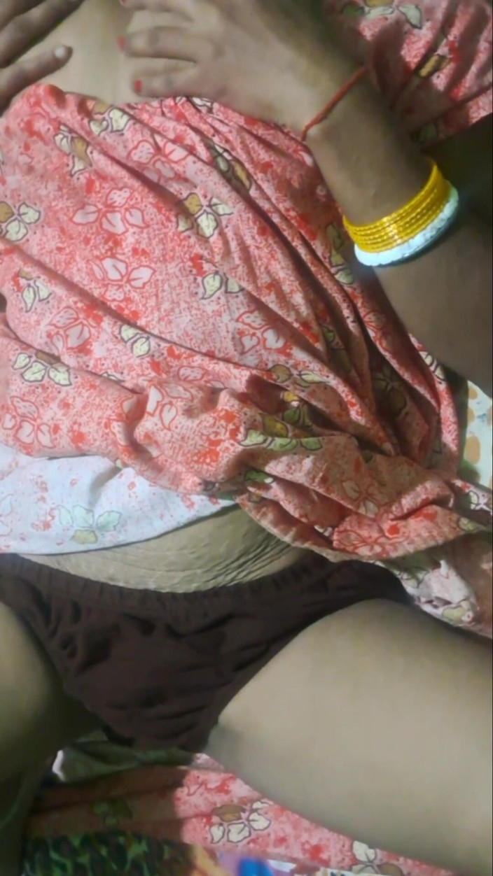 Trilokinath: Housewife Fucked with Teen