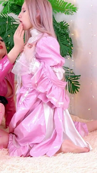 Ücretsiz video: seksi lezbiyen sikiş derlemesi