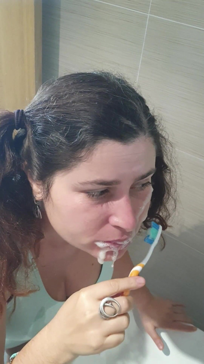 ExpressiaGirl: Stupid Stepdaughter Brushes Her Teeth with Cum, Stepdaddy Cheated Her