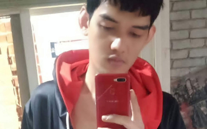 Tempest. Boy: Châu Á nóng bỏng twink thủ dâm