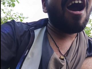IsmaatDeva: Aku selingkuh banget gara-gara itu alasanku masturbasi di taman