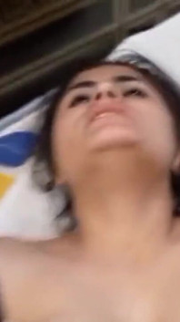Awek Kolej Cantik Asia Dasi menghisap cepat