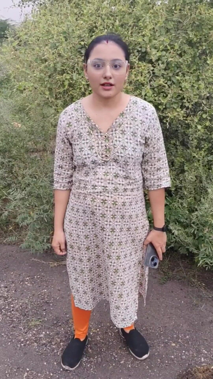 Khushboobhabi: Young Desi Indian Girl Left by Boy