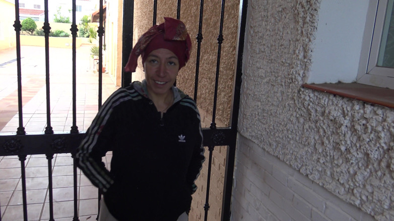 Souzan Halabi: Turkish Street Hooker Gives Free Handjob to American Tourist in...
