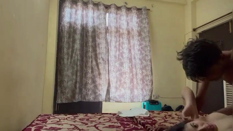 Queen7895: Студентка трахается в хостеле с бойфрендом