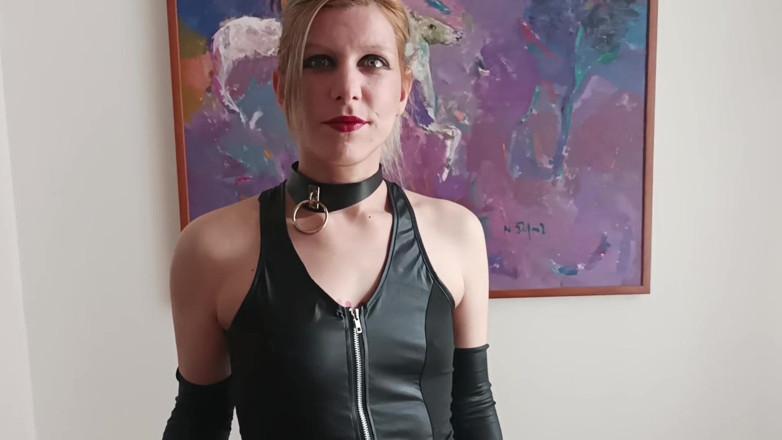 vuana: Покірна повія мамка отримує трах в обличчя та сперму на обличчя