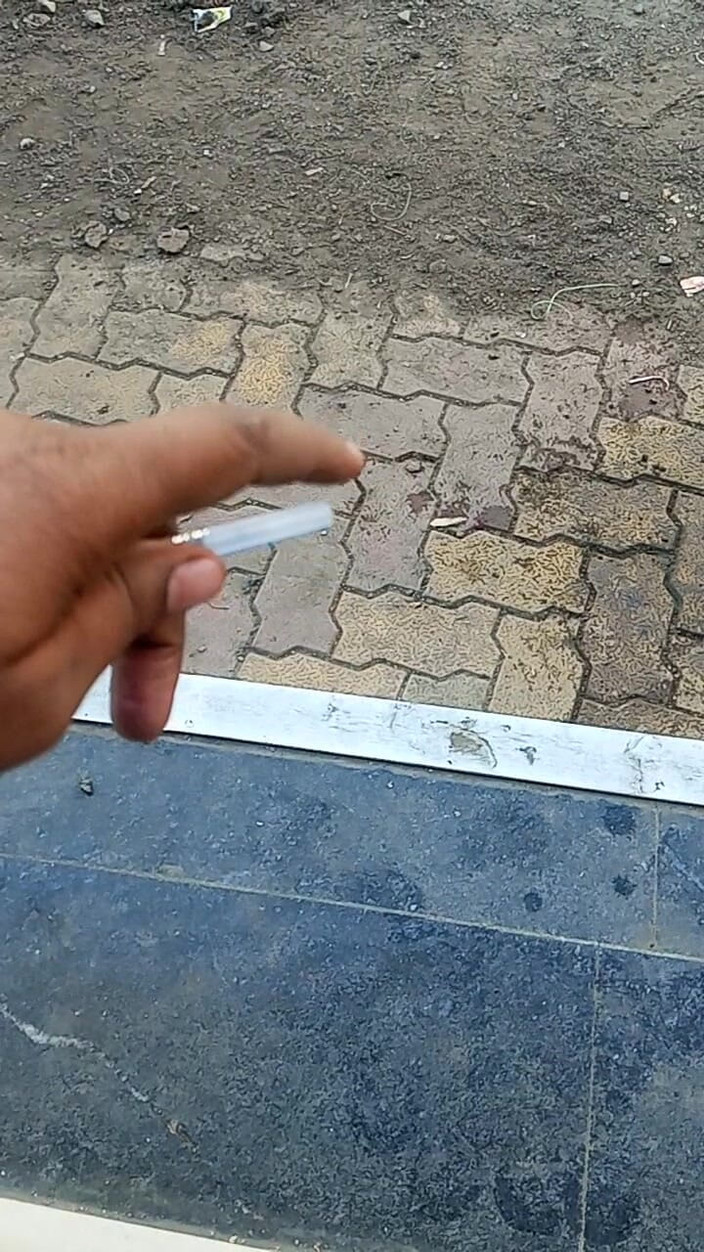 Fucking my wife: Un garçon desi gay suce sa femme et sa chatte