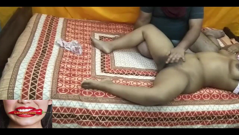 Hotty Jiya Sharmaa: Hintli genç kız amcığı spermle seks yapıyor ve hamile bırakmak...