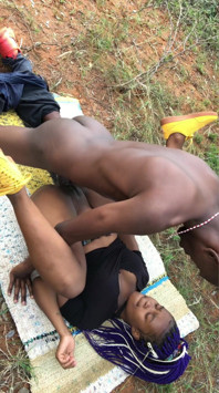 Sexy ébano twerking para polla