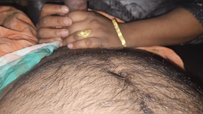 Akhi moni: Karımın amını emmek çok eğlenceli