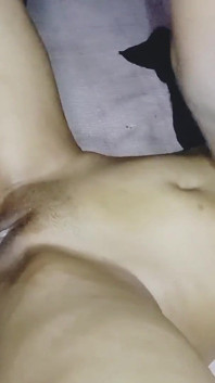 Poprvé sex moje vysokoškolská přítelkyně přijde do mého domu šukat moji manželku
