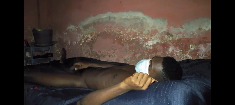 Masturbator emmy: Rasa yang baik yang saya dapat dari bonggol katil