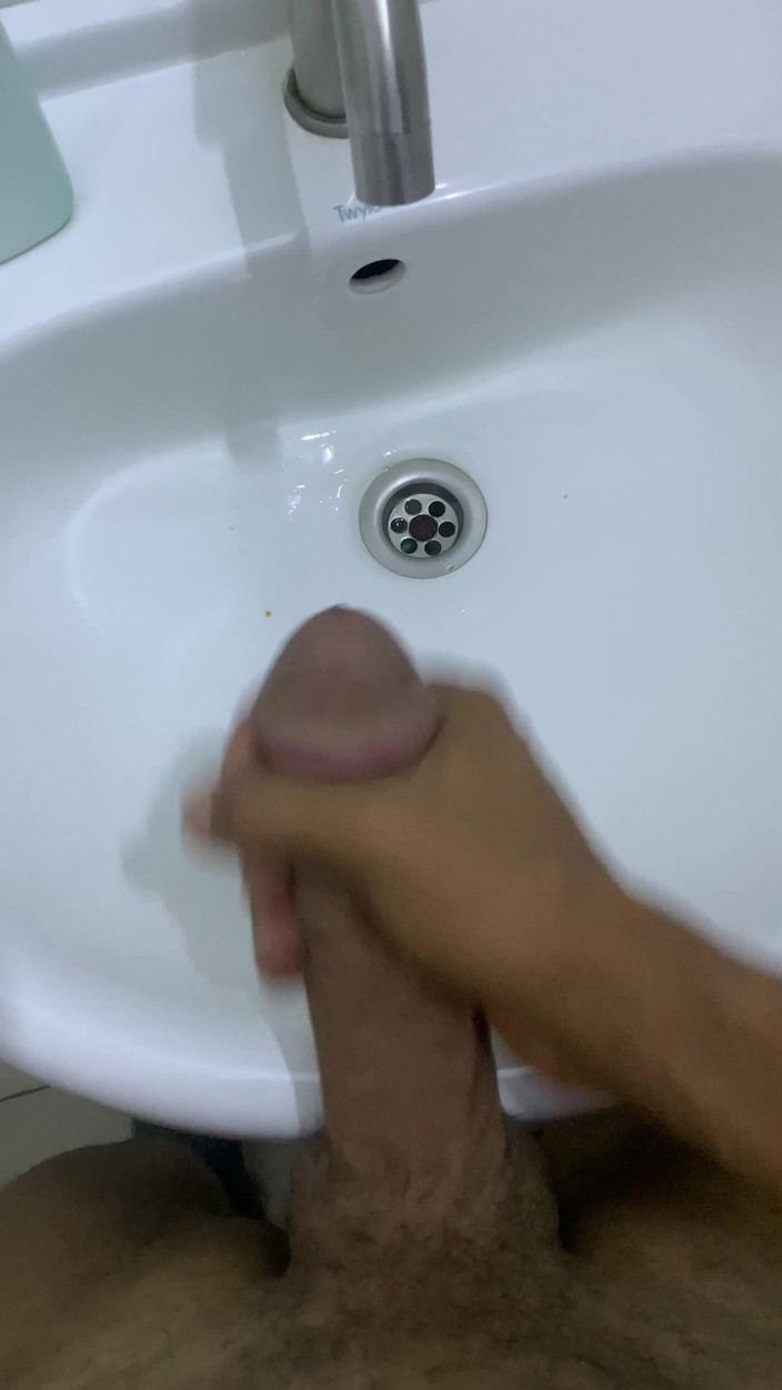 Preek Fans: 사무실 화장실 싱크대