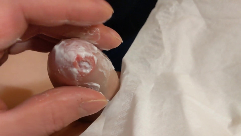 uncutcollegeguy: Je jouis deux fois ! Lotion sur mon bout, grognements très...