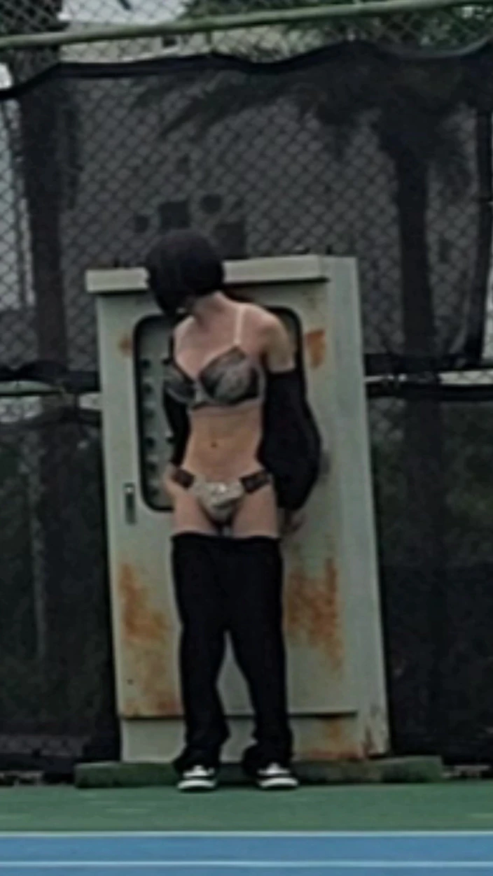NotAFuta: Office Lady Crossdresser Cum in Public