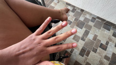 EMY_AND_JONH: Sunt complet înnebunit să mă masturbez în fața noilor mei vecini