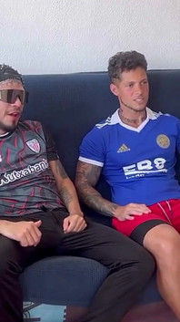 Přišel se podívat na fotbal a já vstřelila gól svým ptákem