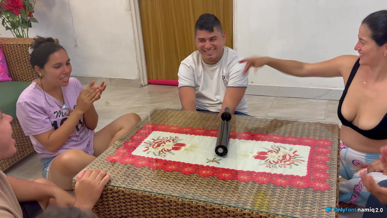 NamiQsein: Seks Antara Rakan-rakan