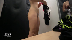 Lissa Brown: Jednodílná šatna v plavkách