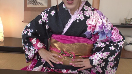 Pure Japanese adult video ( JAV): Sexig japansk brud får sin håriga fitta fylld med pojkvännens...