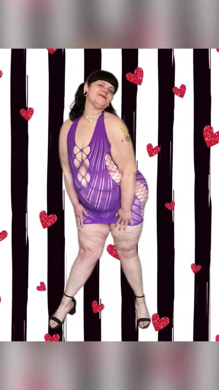 SageTheSuccubus: Spuit overal