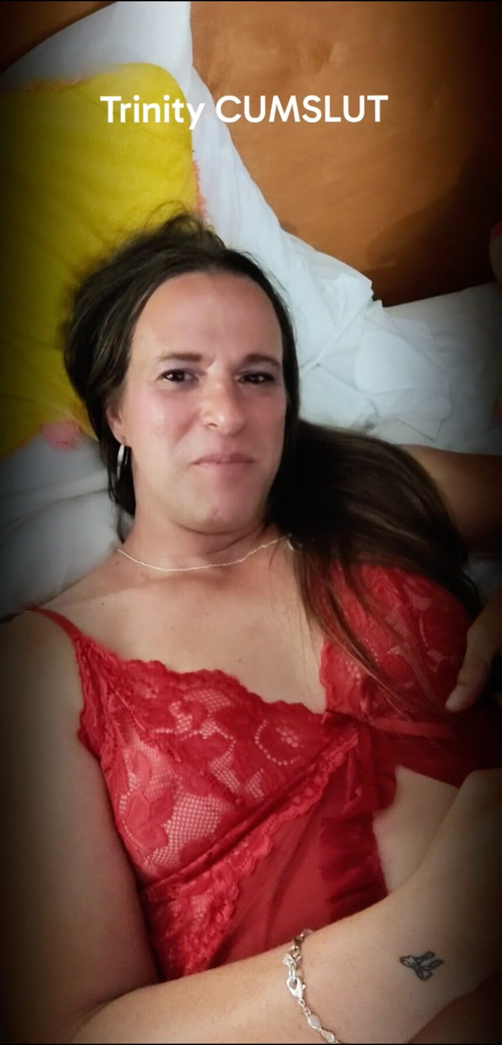 Trin luvs cum: Trinity Cumslut Mi Nutre