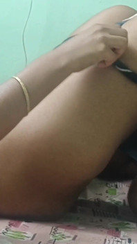 Maestra universitaria compartió cama con amigo del esposo