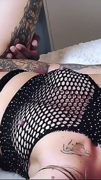 Gift blondin har hardcore sex