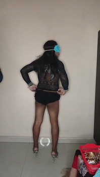 Crossdresser Striptease