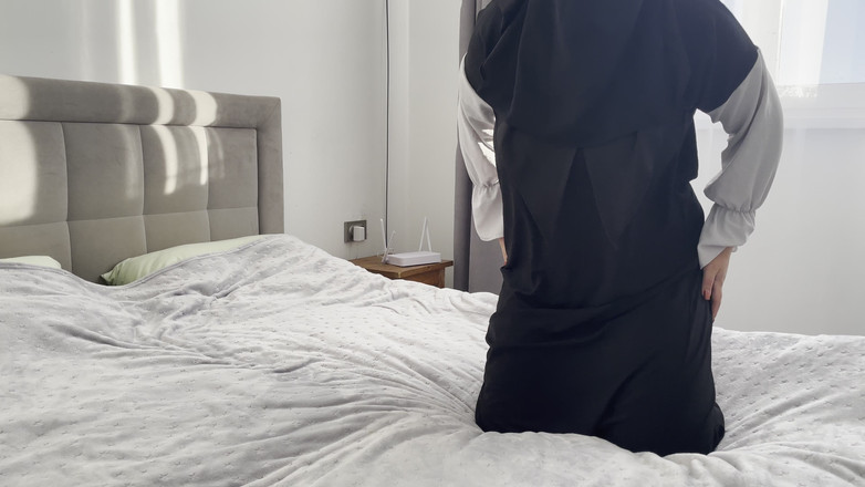 Lux Eva: Och... Masturbowałem się bez bielizny, a mój pasierb uprawiał ze...