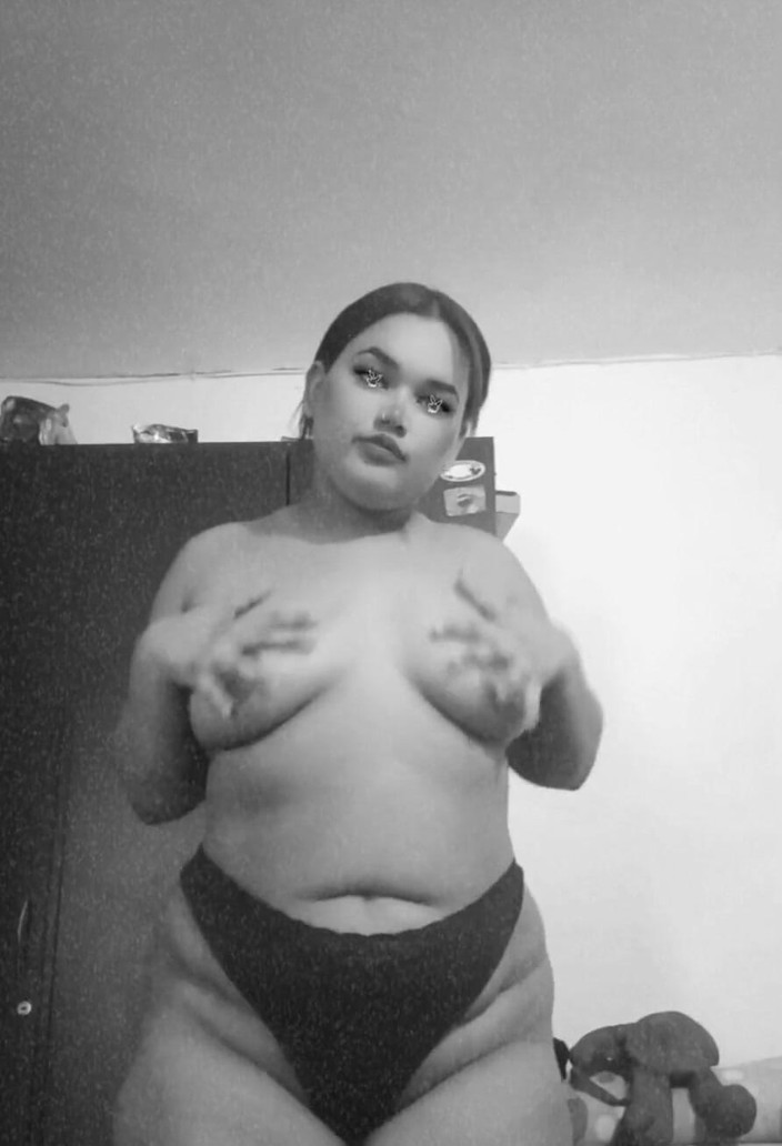 Miia Foxxy: Сексуальное движение