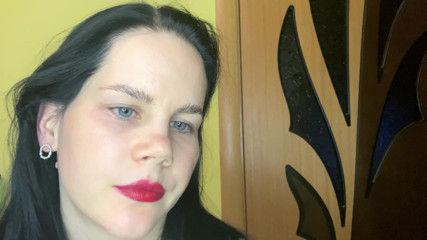 Anna Sky: Gigantyczna kobieta w wolnym mo i 4K