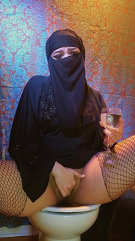 Thirsty Habibti - Fan Video