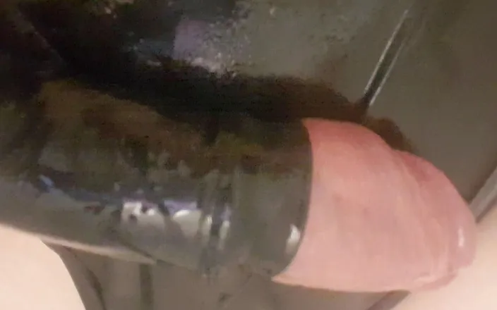 Fetischmann: Latex big cock