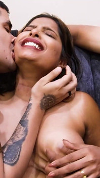 A Bts Story of a porn shoot, indiana sexy indiana menina conta suas experiências reais de foda