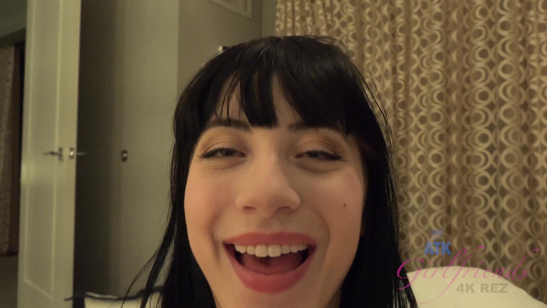ATK Fans (Girlfriends): Liburan virtual di las vegas bareng charlotte sartre bagian 2